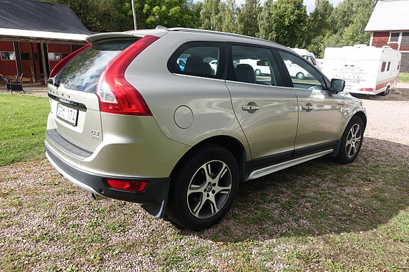 Volvo XC60 5 of 30