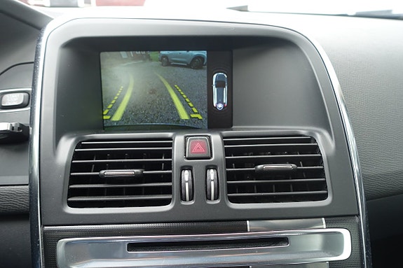 Volvo XC60 22 of 30
