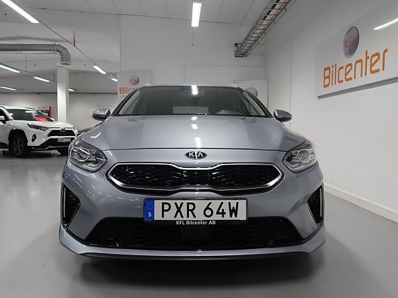 Kia Ceed 10 of 30