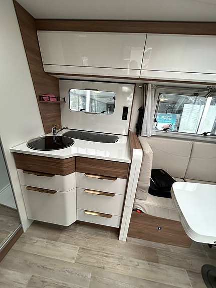 Pilote G740FGJ FACE TO FACE, 2xAC,SOLCELLER 7 of 23