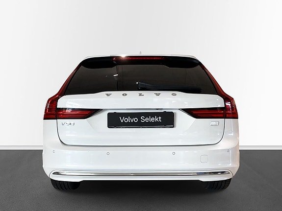 Volvo V90 8 of 20