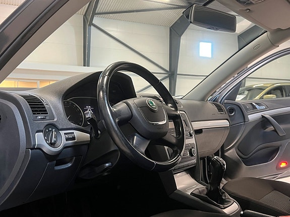 Skoda Octavia 11 of 13