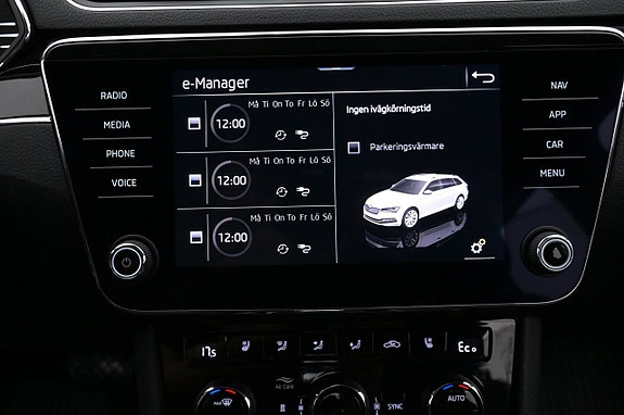 Skoda Superb 17 of 27