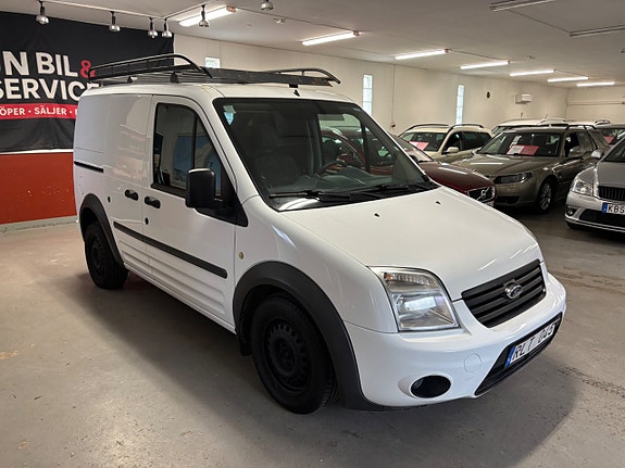 Ford Transit Connect 2 of 6