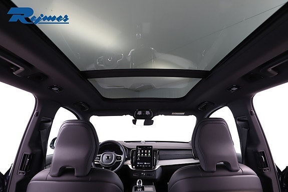 Volvo XC90 21 of 25