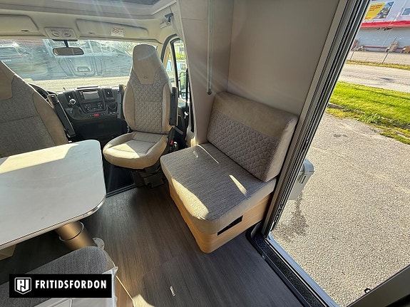 Adria Matrix 670 SL 17 of 19