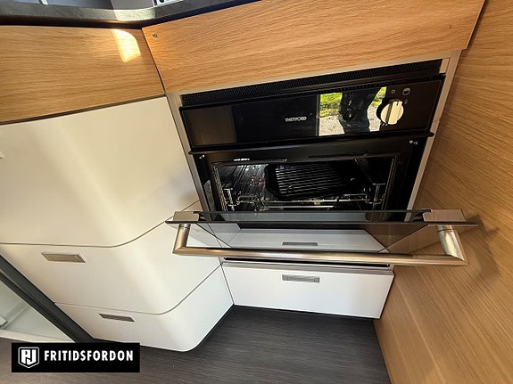 Adria Matrix 670 SL 13 of 19