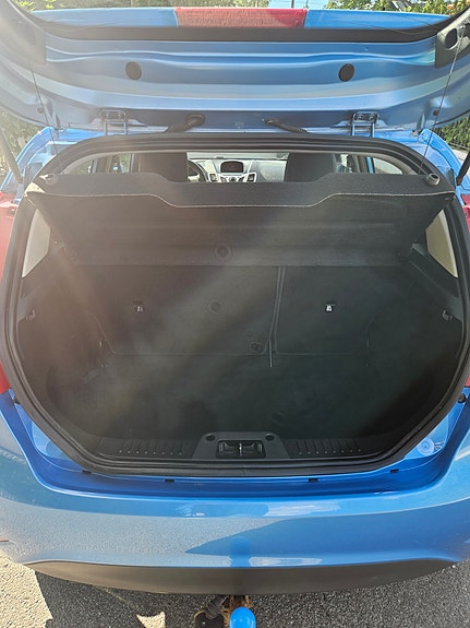 Ford Fiesta 5 of 9