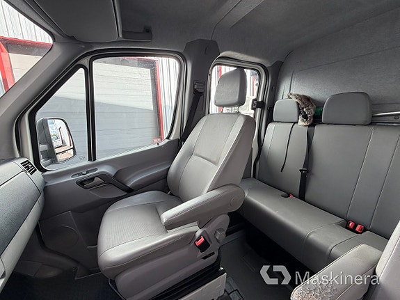 Volkswagen Crafter 7 of 10