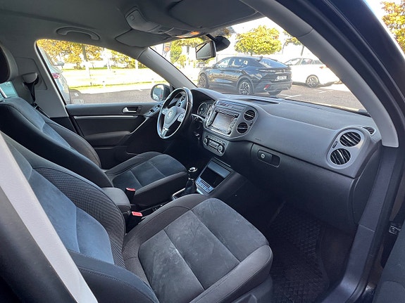 Volkswagen Tiguan 12 of 22