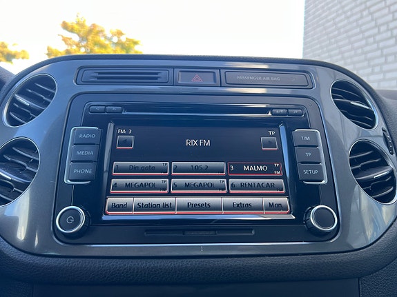 Volkswagen Tiguan 16 of 22