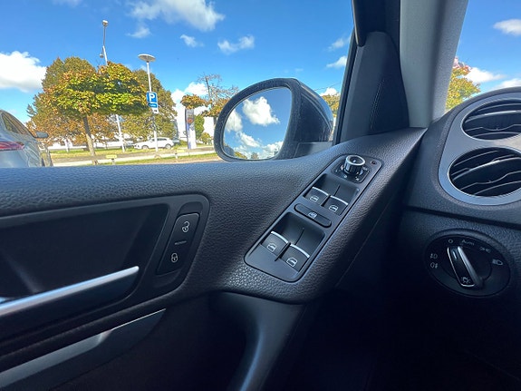 Volkswagen Tiguan 14 of 22