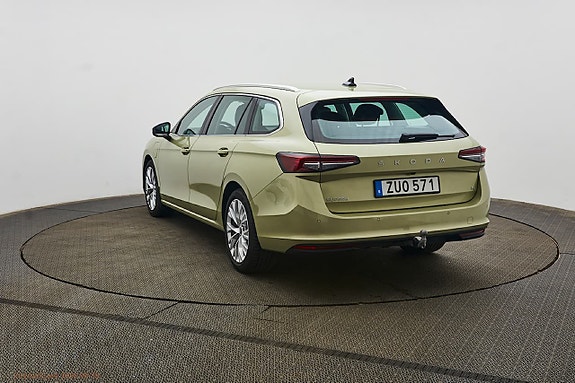 Skoda Superb 5 of 15