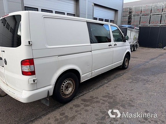 Volkswagen Transporter 4 of 12