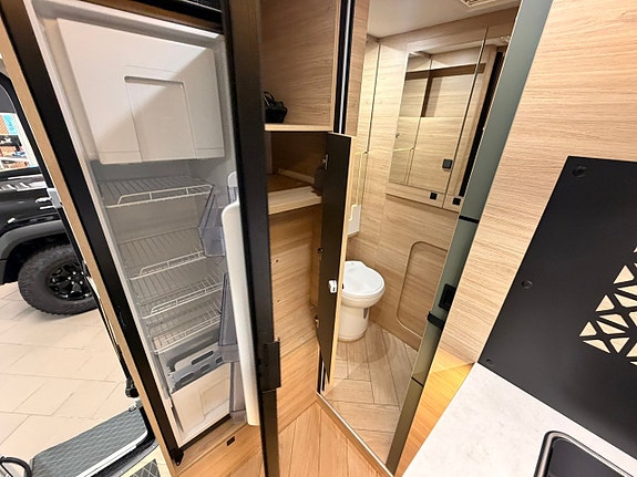 CHALLENGER X260 Open Edition AUTOMAT # STOR FACE-TO-FACE SITTGRUPP # 5 of 11