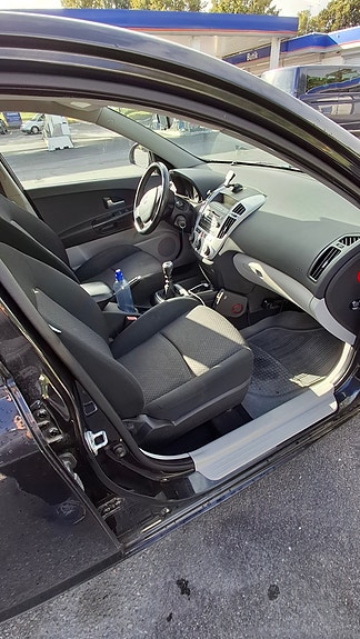 Kia Ceed 3 of 5