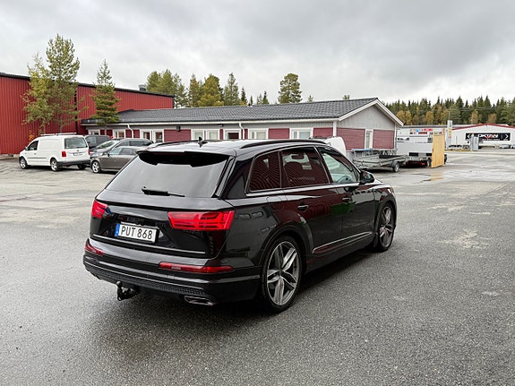 Audi Q7 17 of 28