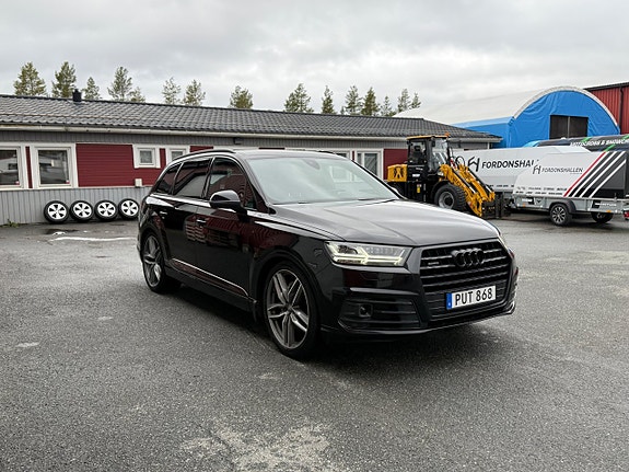 Audi Q7 9 of 28