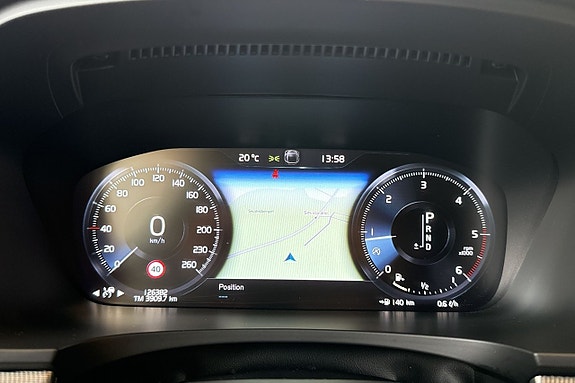 Volvo V90 Cross Country 11 of 22