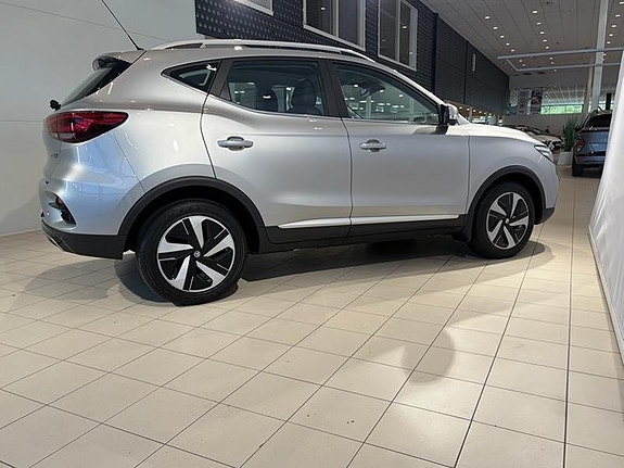 MG ZS 8 of 10