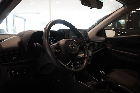 Hyundai i20 3 of 13