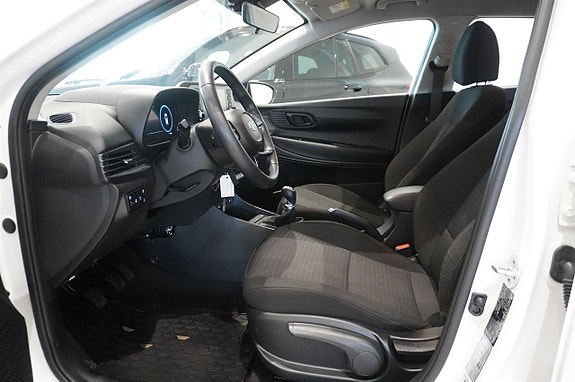 Hyundai i20 7 of 13