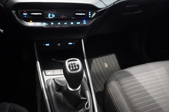 Hyundai i20 10 of 13