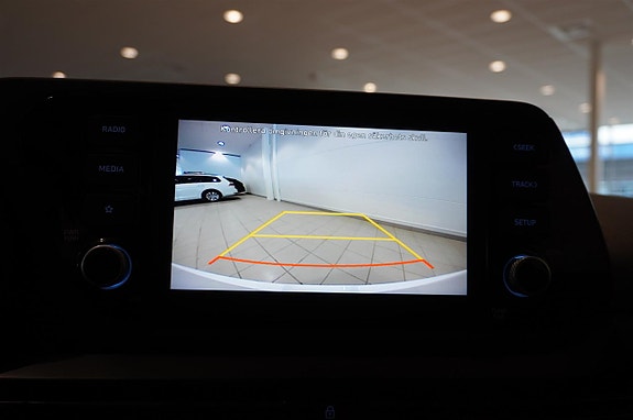 Hyundai i20 8 of 13