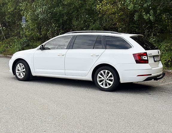 Skoda Octavia 4 of 13