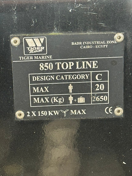 RIB 850 Topline Tiger Marine 3 of 9