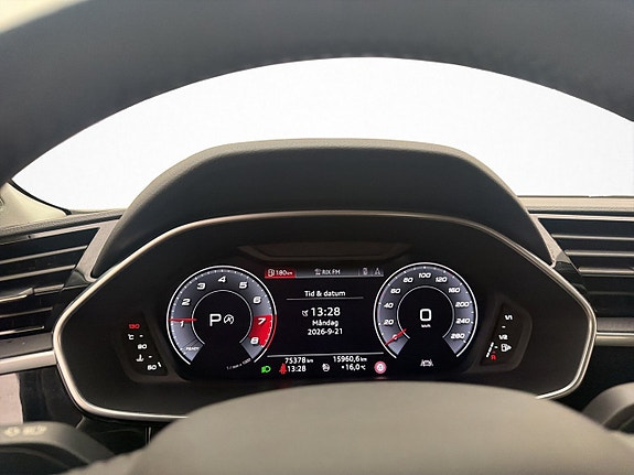 Audi Q3 20 of 30