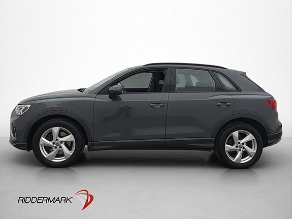 Audi Q3 3 of 30