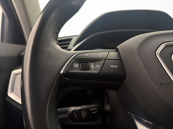 Audi Q3 28 of 30