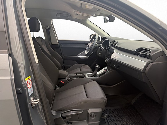 Audi Q3 15 of 30