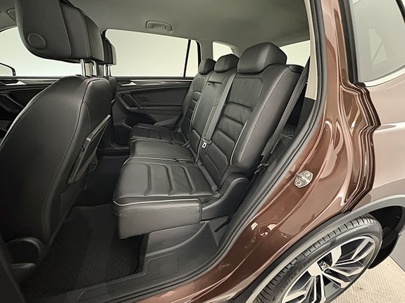Volkswagen Tiguan Allspace 13 of 24
