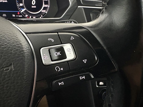Volkswagen Tiguan Allspace 6 of 24