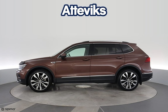 Volkswagen Tiguan Allspace 22 of 24