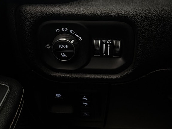 Dodge RAM 1500 21 of 30