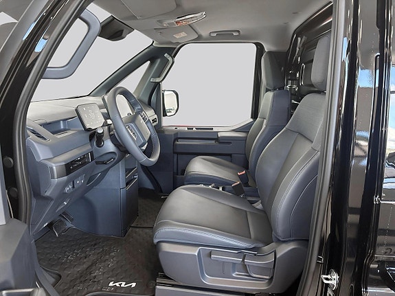 Kia PV5 7 of 15