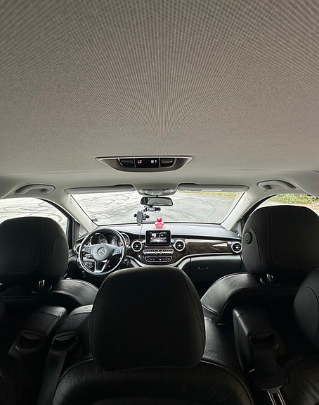 Mercedes-Benz V250 d 8 of 10