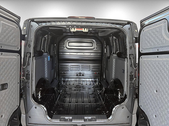 Kia PV5 13 of 15