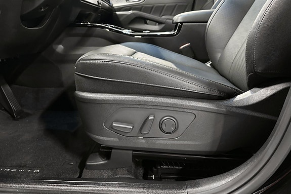Kia Sorento 17 of 24