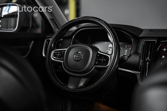 Volvo V90 Cross Country 22 of 30