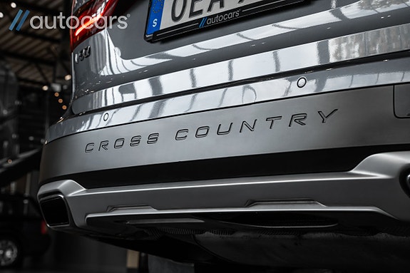 Volvo V90 Cross Country 14 of 30