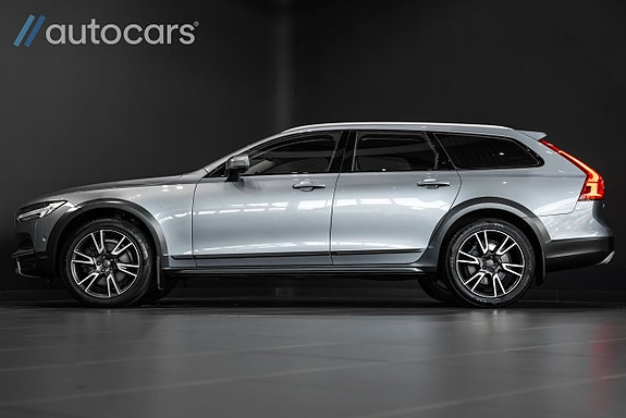 Volvo V90 Cross Country 5 of 30