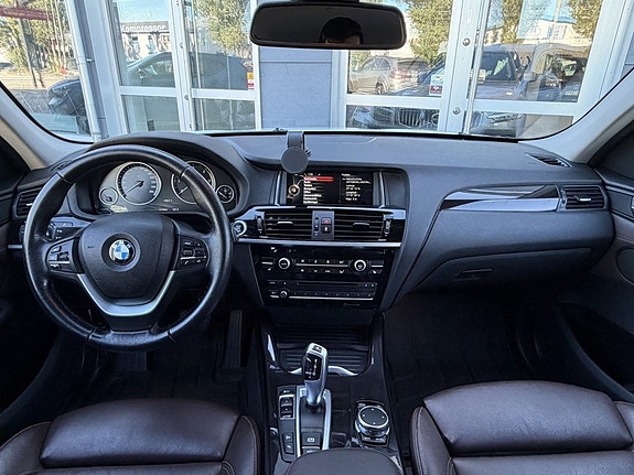 BMW X3 29 of 30
