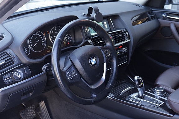 BMW X3 20 of 30
