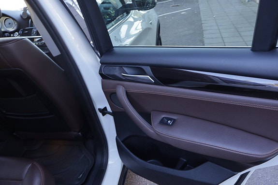 BMW X3 27 of 30