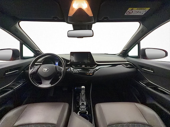 Toyota C-HR 14 of 30