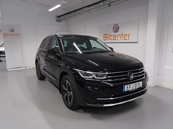 Volkswagen Tiguan 3 of 30
